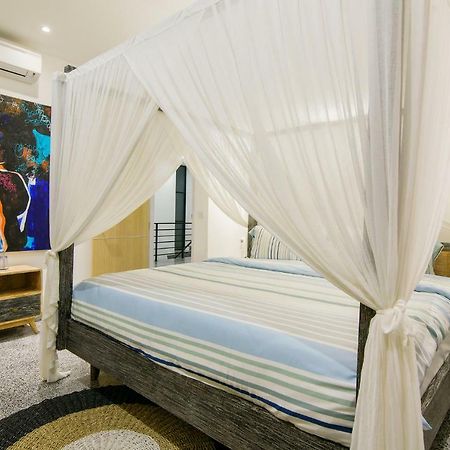 Villa Como Close To Finns Beach Club กูตา ภายนอก รูปภาพ