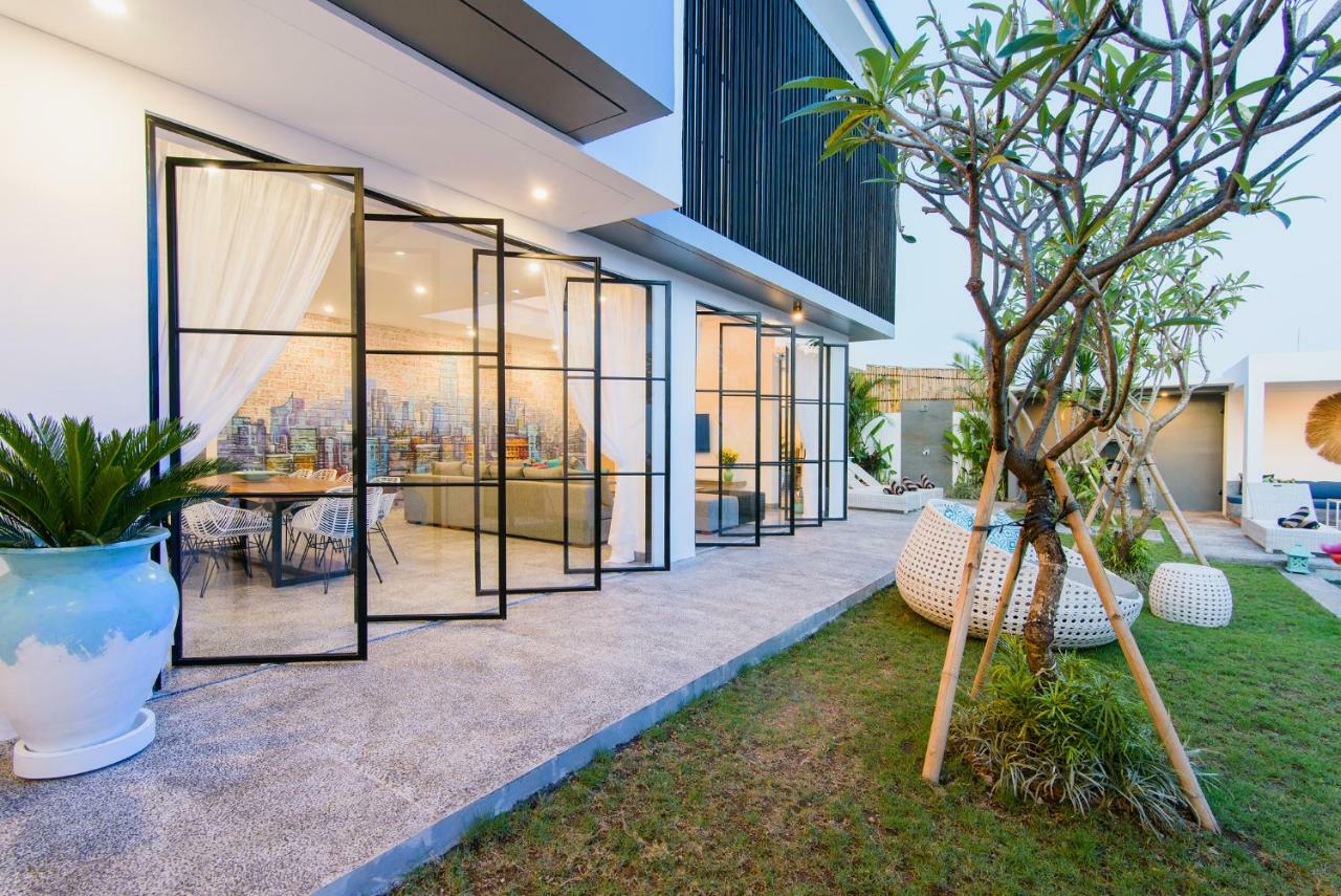 Villa Como Close To Finns Beach Club กูตา ภายนอก รูปภาพ